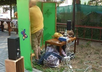 Medvídek na cestách - prázdninová terasa - foto