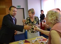 Foto z oslavy adamovských jubilantů