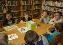 Týden knihoven - foto z návštěvy dětí z MŠ a ZŠ v knihovně