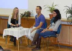 Foto z besedy se Zdeňkem CHLOPČÍKEM a Ilonou OSTROU