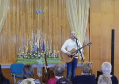 Koncert písničkáře PAVLA HELANA - foto