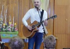 Koncert písničkáře PAVLA HELANA - foto