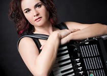 Koncert: RADŮZA + DOPROVODNÁ KAPELA