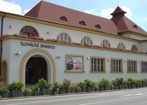 Zájezd do Slováckého divadla v Uherském Hradišti - KRÁLOVA ŘEČ