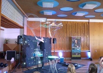 Bublinová show s Matějem Kodešem