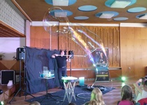 Bublinová show s Matějem Kodešem