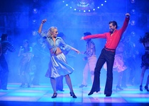 Muzikál HOREČKA SOBOTNÍ NOCI