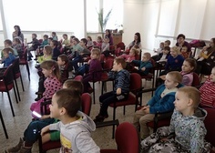 Dopoledne s pohádkou: O PEJSKOVI A KOČIČCE
