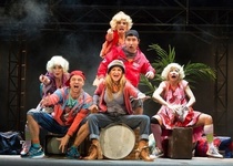 Zájezd do Slováckého divadla: POKREVNÍ BRATŘI