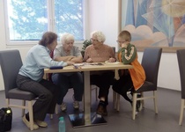 Říjnové Kdo si hraje - nezlobí...