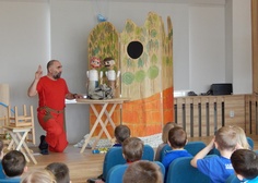 08/03/2019 Dopoledne s pohádkou O Budulínkovi