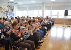 24/04/2019 Slavíme dál... S Jožkou Šmukařem při posezení s písničkou a skleničkou