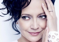 Z R U Š E N O   -   Zájezd na recitál LUCIE BÍLÉ A PETRA MALÁSKA