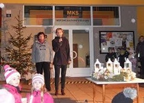 KŘÍŽEM KRÁŽEM ADVENTNÍMI ZASTAVENÍMI...