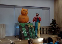 DĚTEM K MDD: POHÁDKA PRO TŘI PRASÁTKA