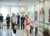 V pátek 25. 3.2022 byl zahájen Salonek 2022 - výstava prací adamovských dětí