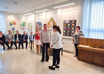 V pátek 25. 3.2022 byl zahájen Salonek 2022 - výstava prací adamovských dětí