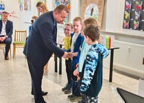 V pátek 25. 3.2022 byl zahájen Salonek 2022 - výstava prací adamovských dětí