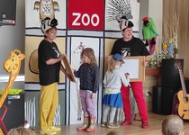 Podruhé, tentokrát děti z Ptačiny, vyrazily do ZOO s písničkovými tetinami