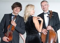 SVĚTELSKÝ PODZIM V ADAMOVĚ: MORAVSKÉ KLAVÍRNÍ TRIO