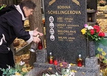 V Praze jsme zvládli divadlo i další komentovanou procházku...