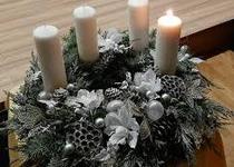 I. ADVENTNÍ ZASTAVENÍ - 1. PROSINCE 2024 V 17 H. PŘED BUDOVOU MKS