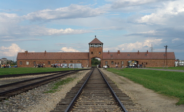 ZÁJEZD DO OSVĚTIMI