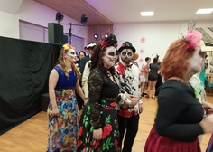 Z maškarního plesu