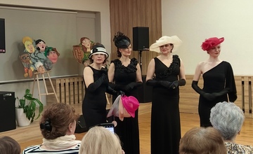 Posezení u příležitosti MDŽ